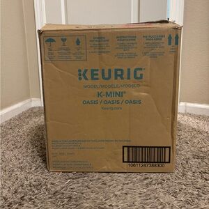 Keurig K-Mini Coffee Maker in color Oasis